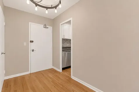 2970 North Lake Shore Drive Chicago IL 60657