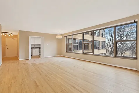 2970 North Lake Shore Drive Chicago IL 60657