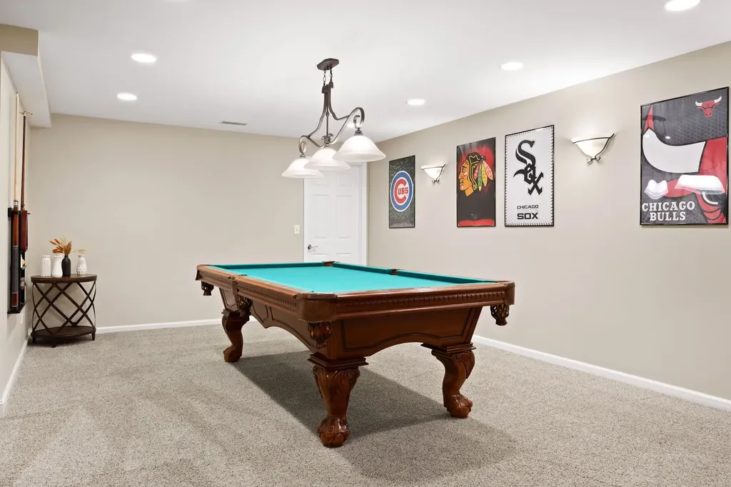 2679 Freeland Circle Naperville IL 60564