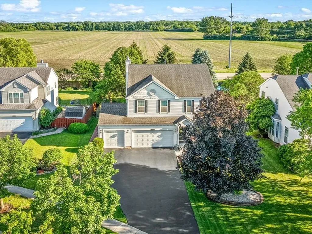 10695 Yellowstone Drive Huntley IL 60142