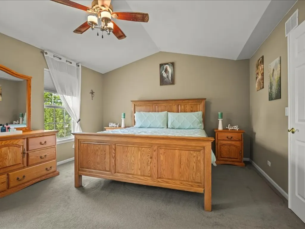 10695 Yellowstone Drive Huntley IL 60142