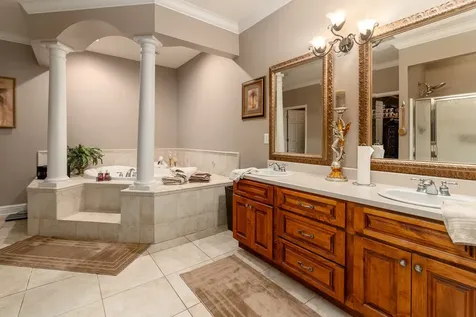 27 Deer Run Herrin IL 62848