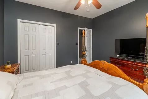 27 Deer Run Herrin IL 62848