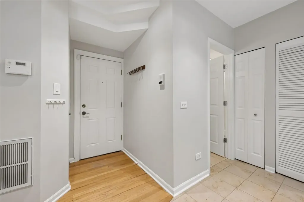 2215 North Bissell Street Chicago IL 60614
