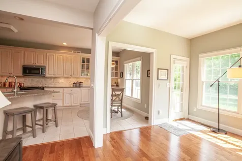 17 Arbor Court Bloomington IL 61704