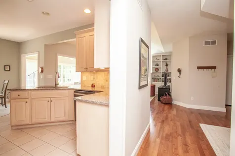 17 Arbor Court Bloomington IL 61704