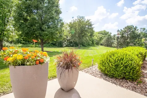 17 Arbor Court Bloomington IL 61704