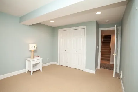 17 Arbor Court Bloomington IL 61704