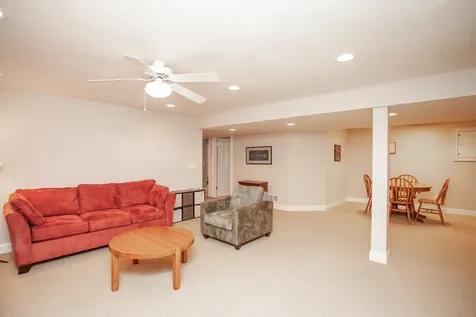 17 Arbor Court Bloomington IL 61704