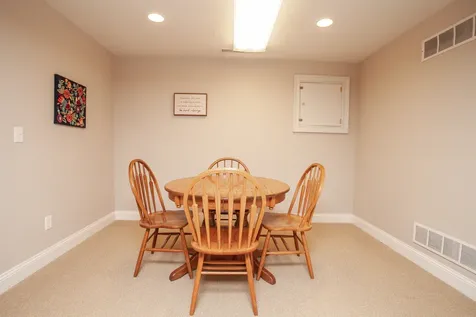 17 Arbor Court Bloomington IL 61704