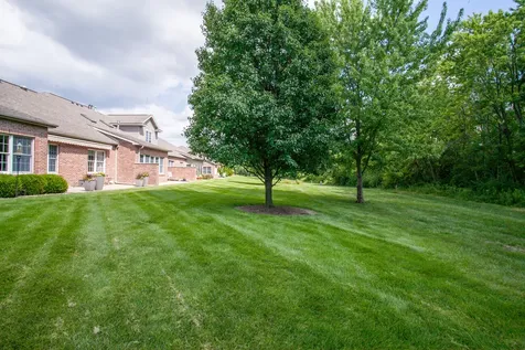 17 Arbor Court Bloomington IL 61704