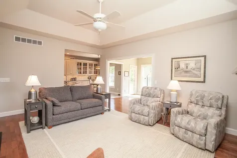17 Arbor Court Bloomington IL 61704