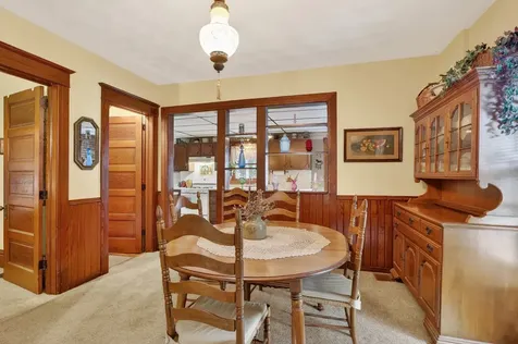 215 West Harrison Street Belvidere IL 61008