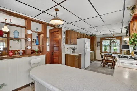 215 West Harrison Street Belvidere IL 61008