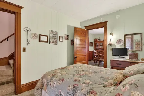 215 West Harrison Street Belvidere IL 61008
