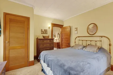 215 West Harrison Street Belvidere IL 61008