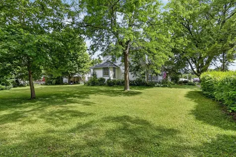 215 West Harrison Street Belvidere IL 61008