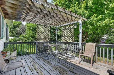 215 West Harrison Street Belvidere IL 61008