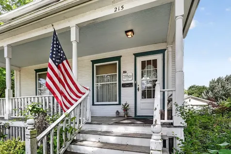 215 West Harrison Street Belvidere IL 61008