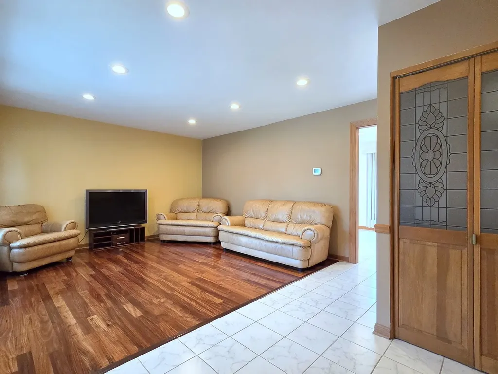 21W105 Flamingo Lane Lombard IL 60148