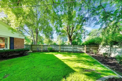 800 Hunter Road Glenview IL 60025