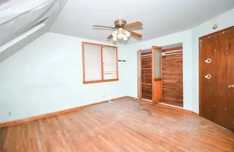4206 West Henderson Street Chicago IL 60641
