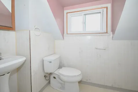 4206 West Henderson Street Chicago IL 60641