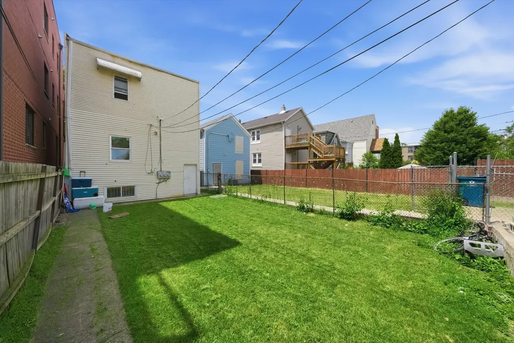 1627 North Washtenaw Avenue Chicago IL 60647