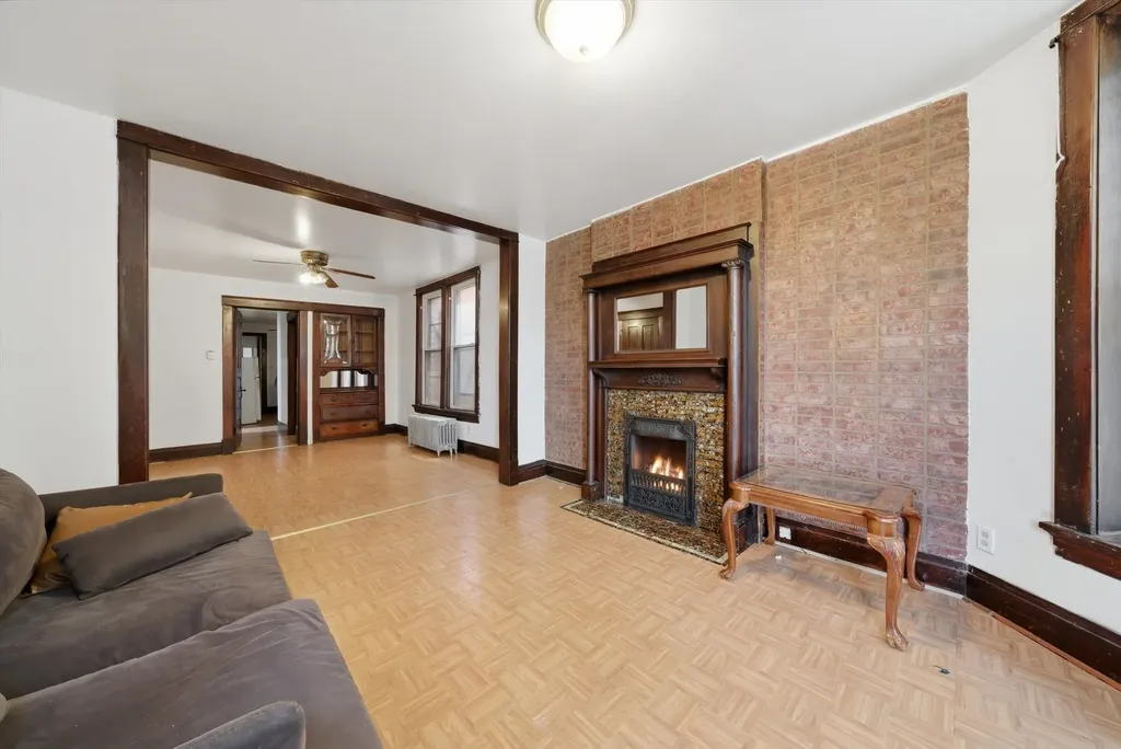 1627 North Washtenaw Avenue Chicago IL 60647
