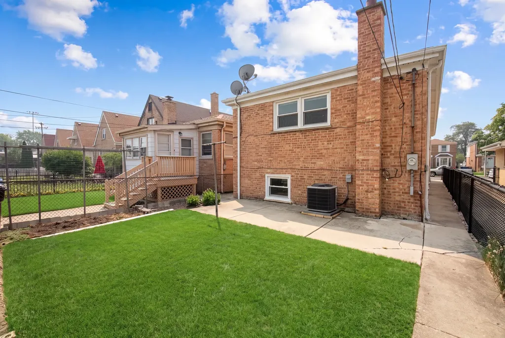 7234 West Fitch Avenue Chicago IL 60631