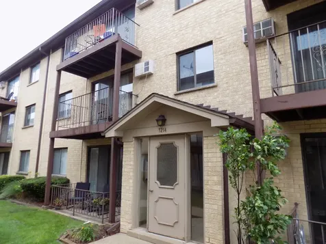 7214 West Wrightwood Avenue Elmwood Park IL 60707