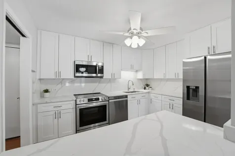 520 Biesterfield Road Elk Grove Village IL 60007