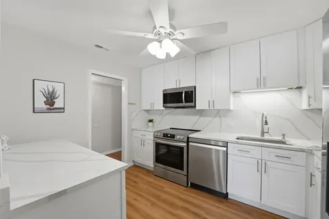 520 Biesterfield Road Elk Grove Village IL 60007