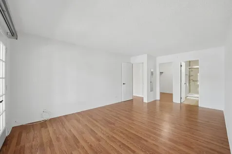 520 Biesterfield Road Elk Grove Village IL 60007