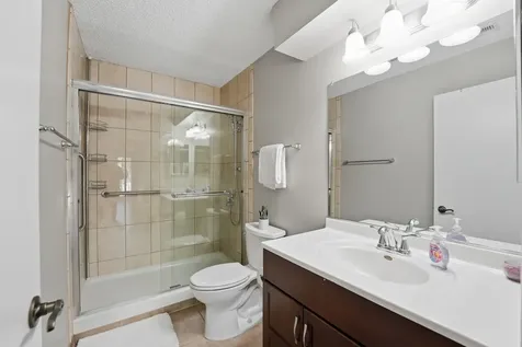 520 Biesterfield Road Elk Grove Village IL 60007