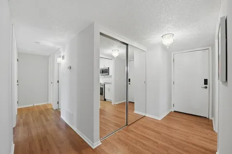 520 Biesterfield Road Elk Grove Village IL 60007