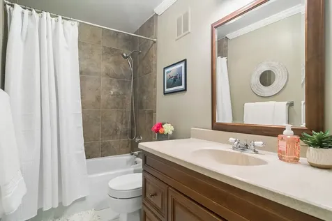 1405 East Central Road Arlington Heights IL 60005