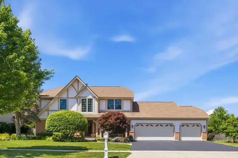 566 Yardley Trail Mundelein IL 60060