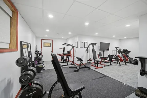 566 Yardley Trail Mundelein IL 60060