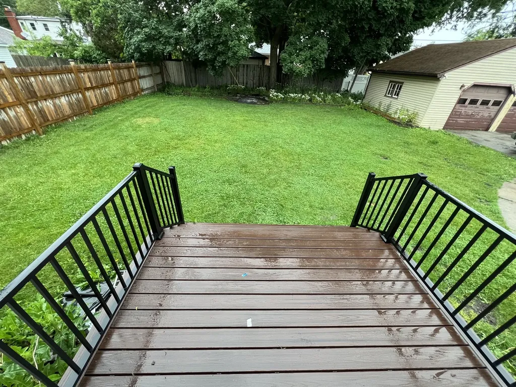 17 North Iowa Avenue Addison IL 60101