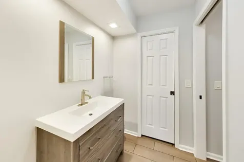 4225 Terri Lyn Lane Northbrook IL 60062
