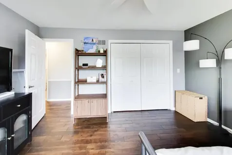 4225 Terri Lyn Lane Northbrook IL 60062