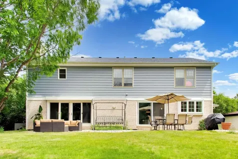 4225 Terri Lyn Lane Northbrook IL 60062