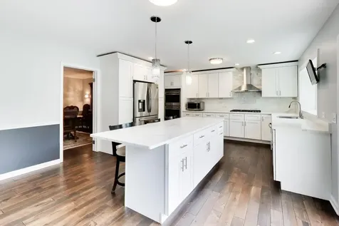 4225 Terri Lyn Lane Northbrook IL 60062
