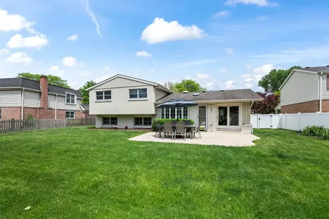 1211 West Haven Drive Arlington Heights IL 60005