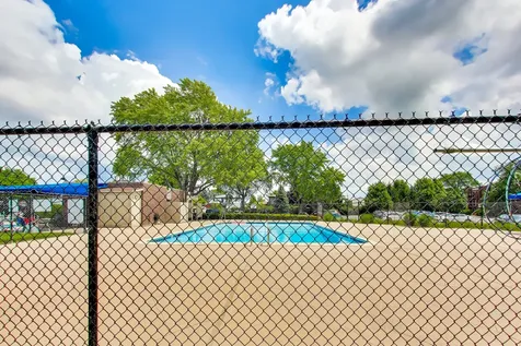 1575 Sandpebble Drive Wheeling IL 60090