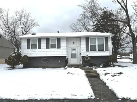 335 East Mulberry Drive Glenwood IL 60425