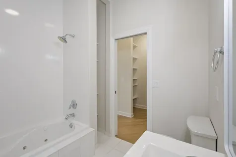 6505 South Woodlawn Avenue Chicago IL 60637