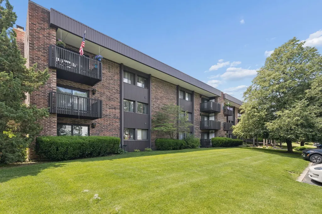 1424 Woodbridge Road Joliet IL 60436
