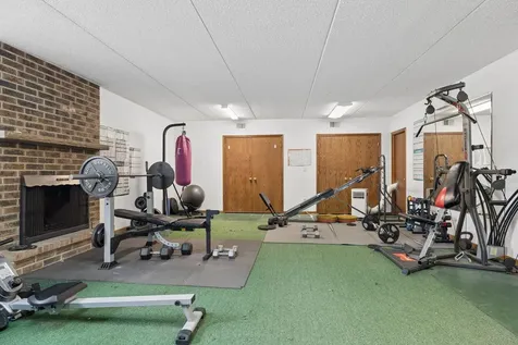 1424 Woodbridge Road Joliet IL 60436